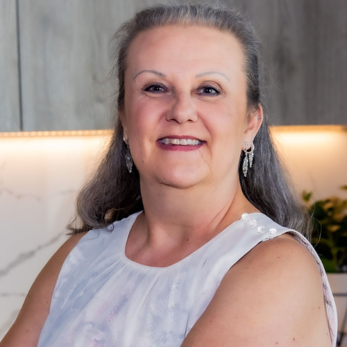 Shelley Simpson